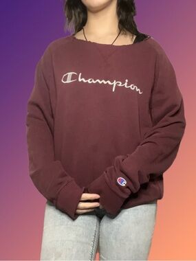 ✨ Vintage Champion Off-the-Shoulder Sweatshirt - Your Cozy Vibe Awaits! ✨